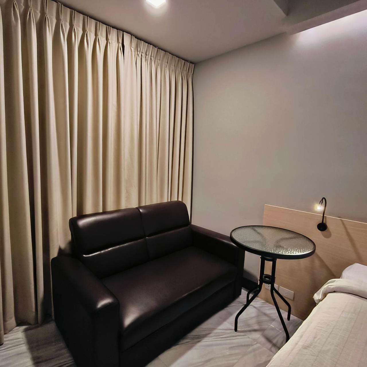 Baan Thanakul Residences Samut Prakan Exterior foto